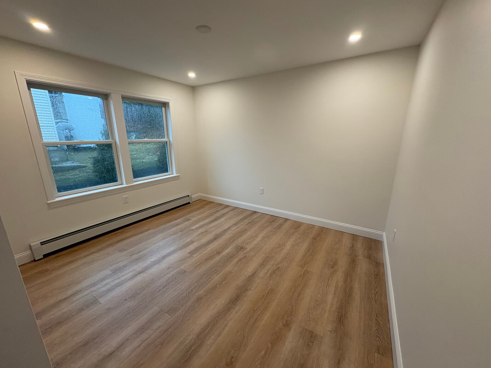 Building Photo - 154 Granite St