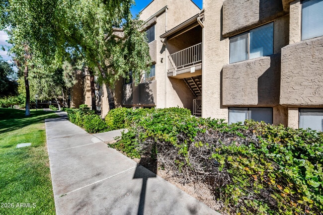 Building Photo - 18811 N 19th Ave