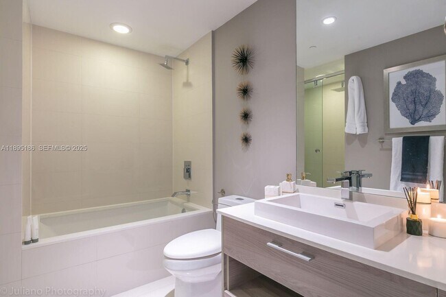 Building Photo - 1300 S Miami Ave