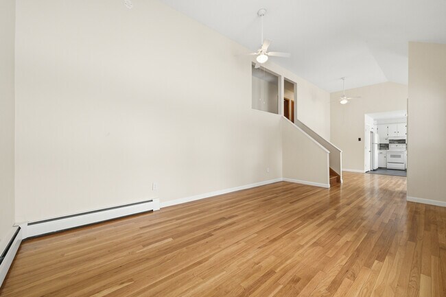 Building Photo - 11 Caribou Dr