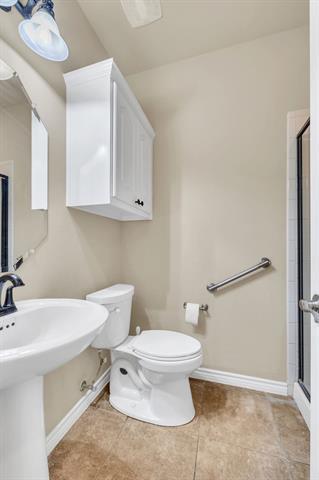 Building Photo - 1297 Forest Green Dr