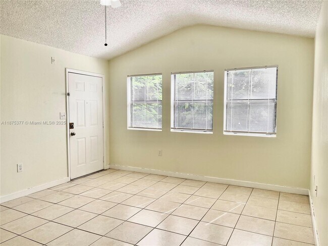 Building Photo - 15591 SW 105th Terrace
