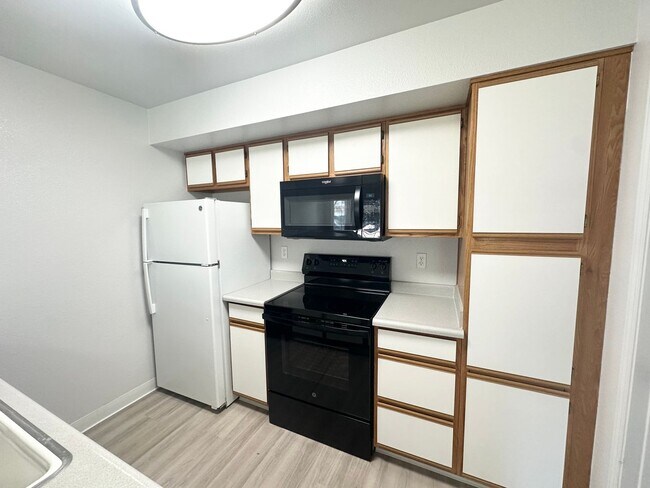 Building Photo - Affordable living at The Westside Apartments