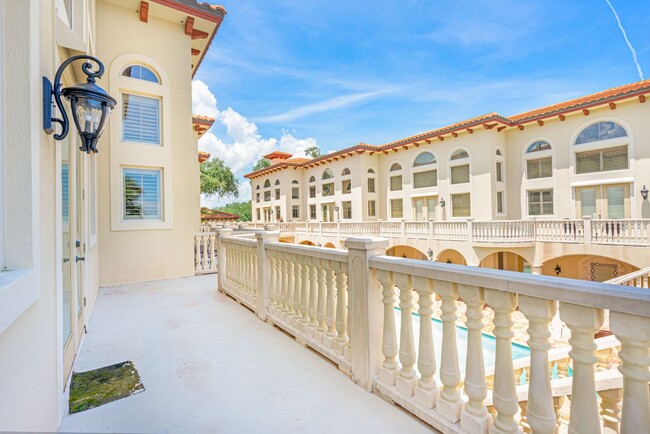 Building Photo - 3 Story Condo on Riverside Drive in Port O...