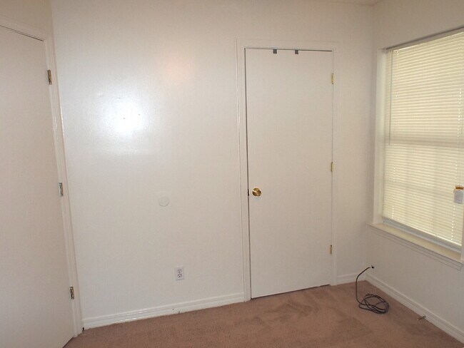 Building Photo - Spacious 2-Story Home with Fenced Yard and...