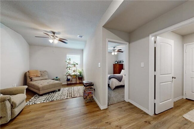 Building Photo - 6214 Darlington Ave