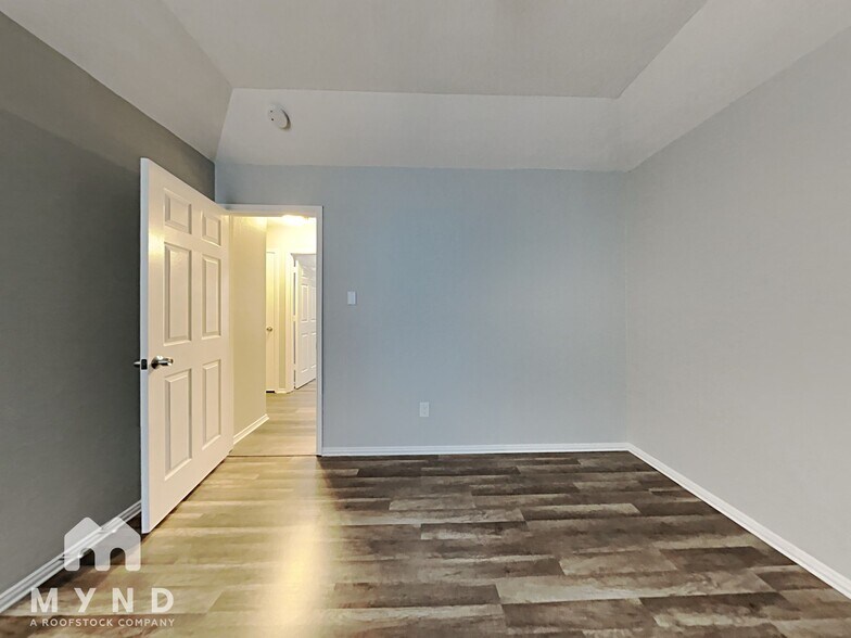 Building Photo - 4628 Feathercrest Dr