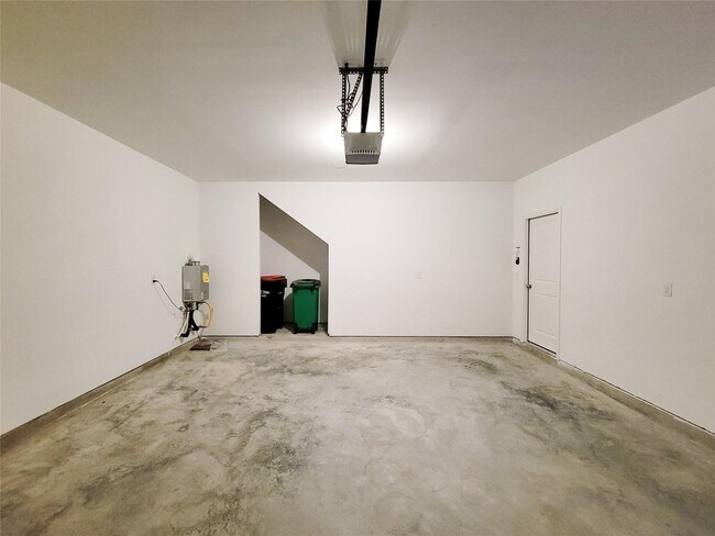 Building Photo - 1325 Grass Bnd Dr