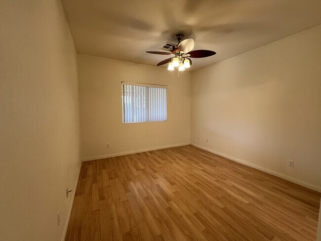 Building Photo - 2697 Hillgrass Rd