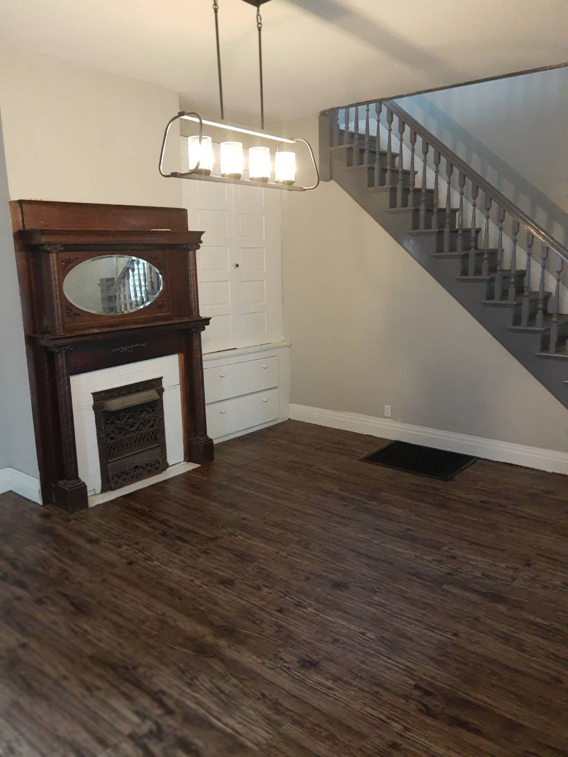 Building Photo - 428 N Zane Hwy