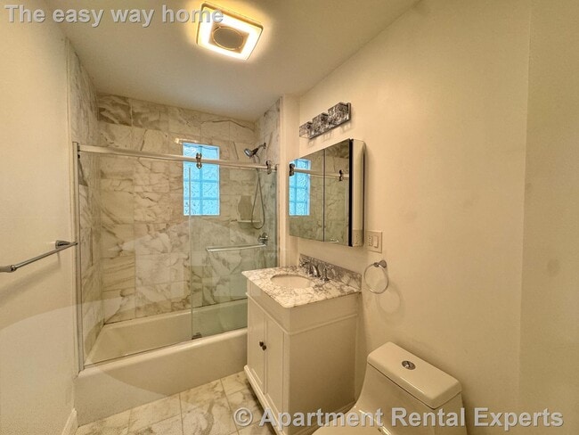 Building Photo - 65 Conwell Ave