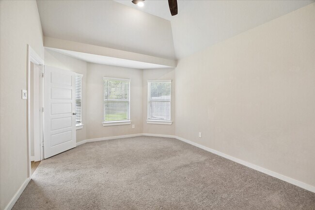 Building Photo - 21759 Thicket Point Ln