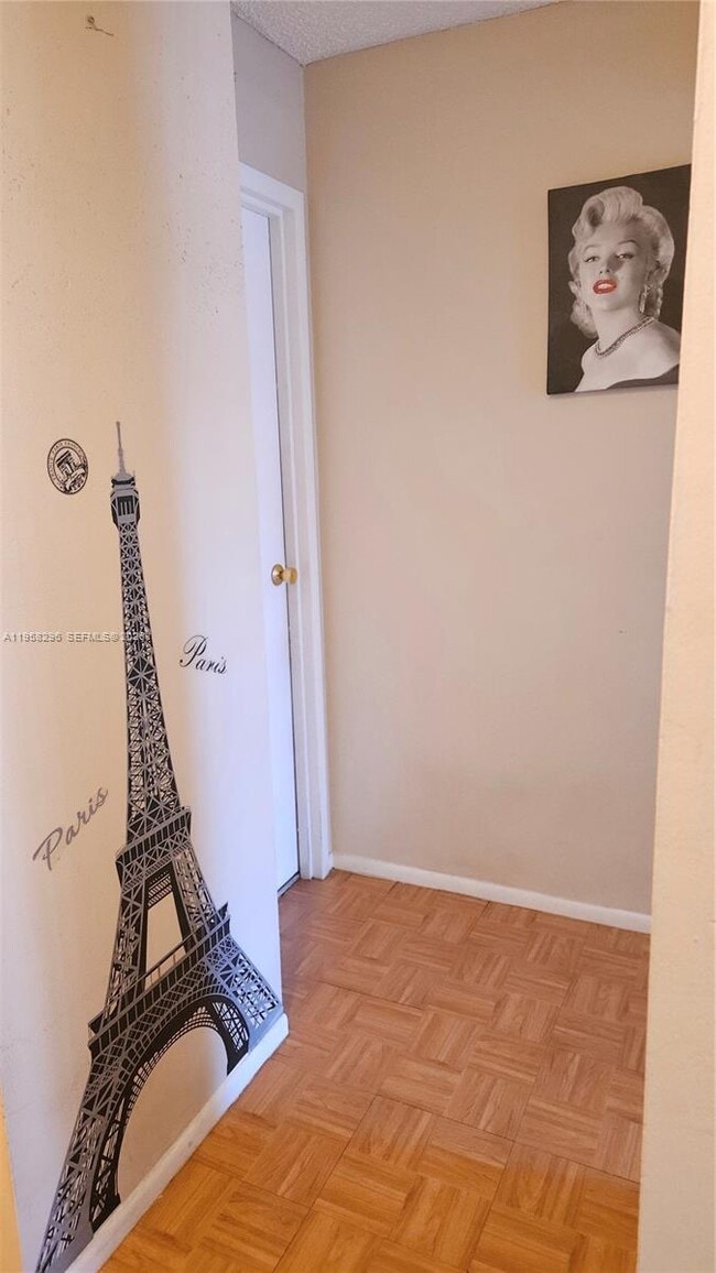 Building Photo - 16851 NE 23rd Ave