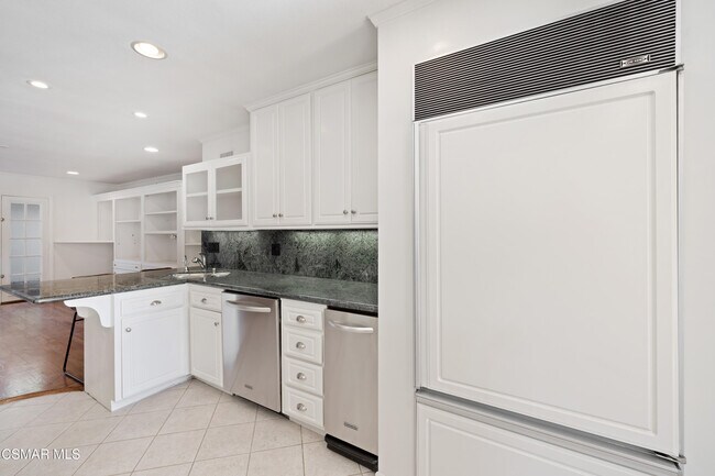 Building Photo - 32136 Beachfront Ln