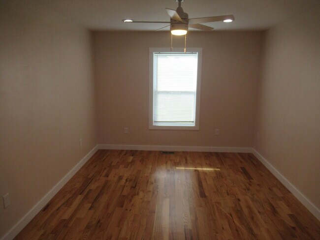 Building Photo - Brand-New 2-Bedroom, 2-Bath Home for Rent in Maiden!