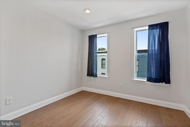 Building Photo - 1708 Latrobe St