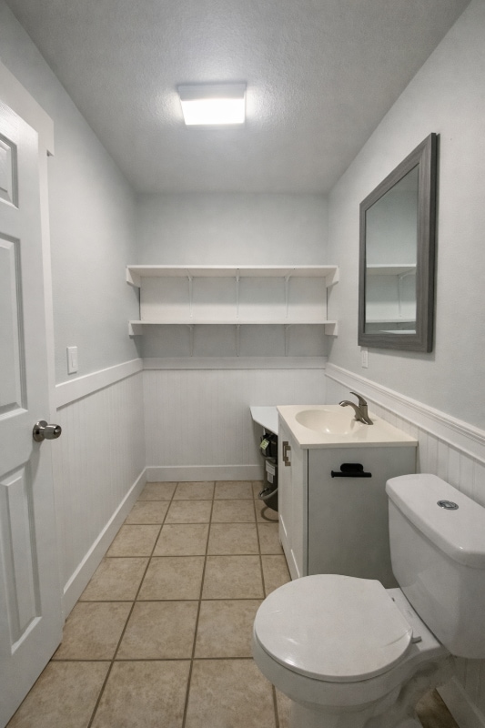 Building Photo - 5094 J E L Dr