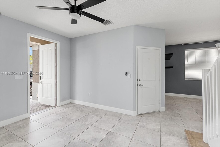 Building Photo - 4813 NW 48th Ter