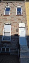 Building Photo - 144 N Streeper St