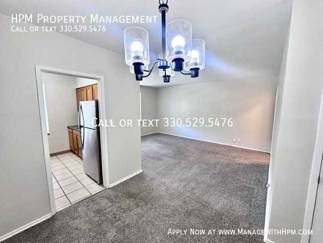 Building Photo - 3270 Warrensville Center Rd