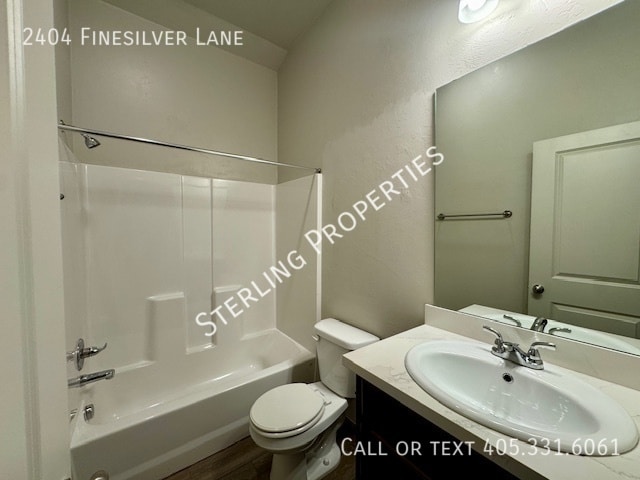Building Photo - 2404 Finesilver Ln
