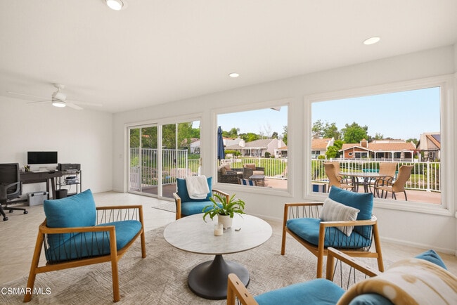 Building Photo - 2379 Leeward Cir