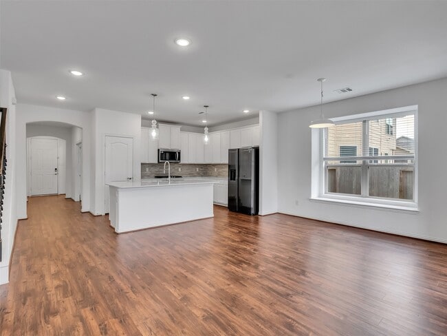 Building Photo - 2531 Sandbar Shark Ct