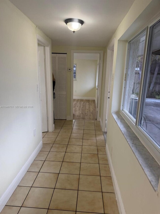 Building Photo - 5114 SW 133rd Ct Dr