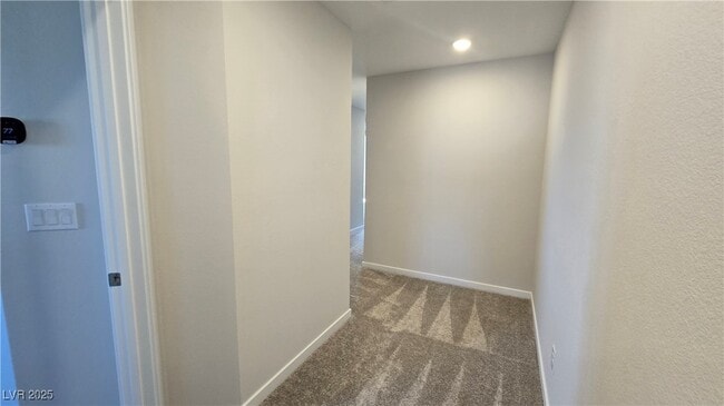 Building Photo - 988 Gearus Pl