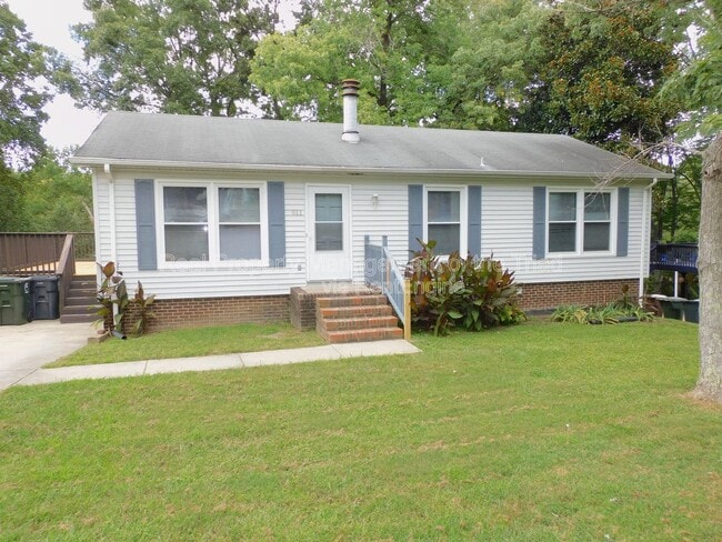 Primary Photo - 911 Tipperary Dr
