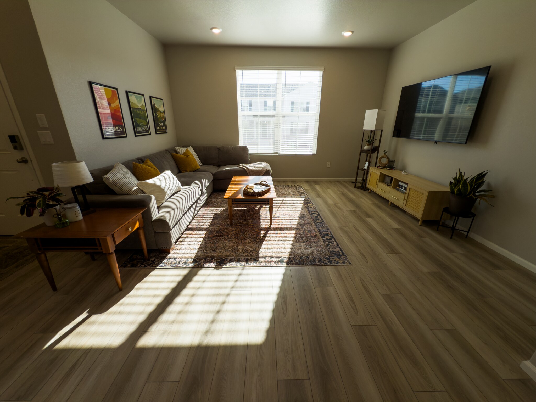 Building Photo - 752 N Shawnee St