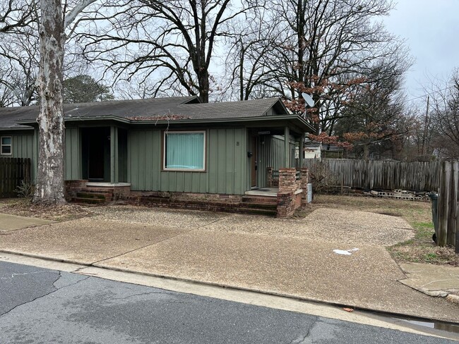 Primary Photo - 5423 B St
