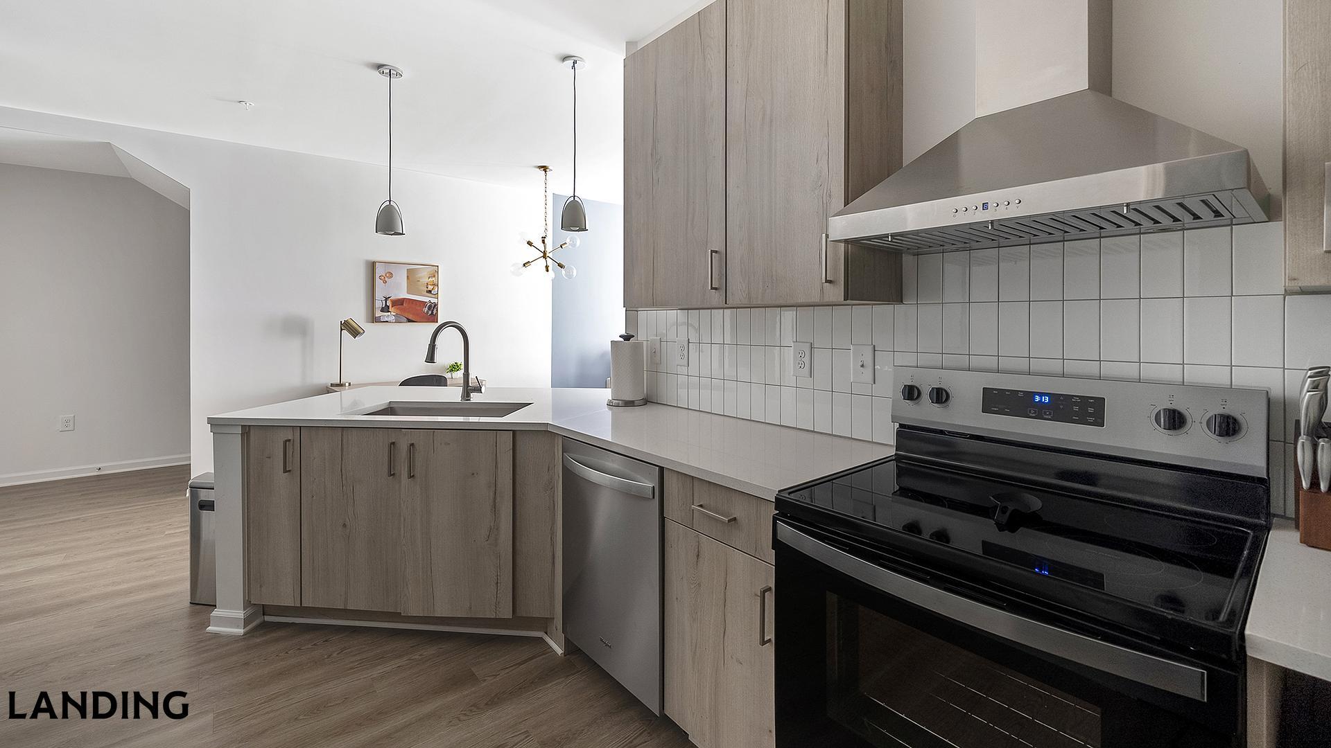 Building Photo - 2800 Milan Ct