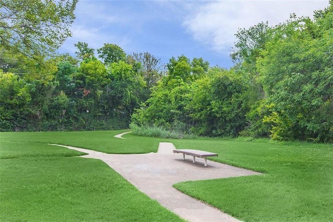 Building Photo - 2704 S Cockrell Hill Rd