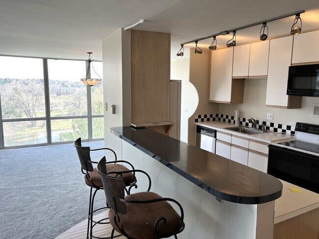 Primary Photo - Corner Condo with Stunning Views in Cherry...