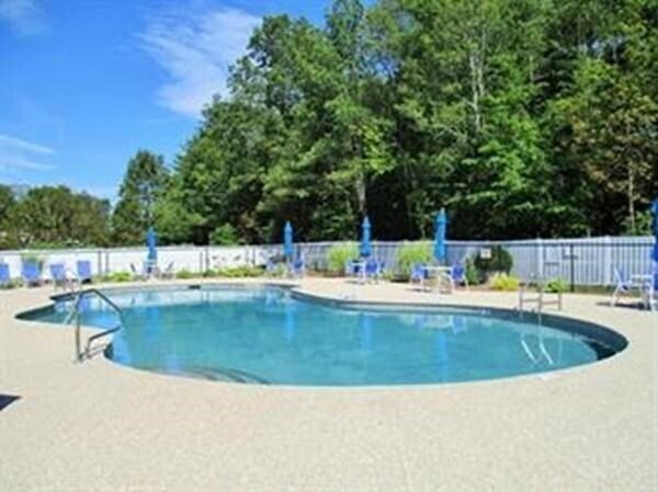 Building Photo - 19 Bayberry Dr