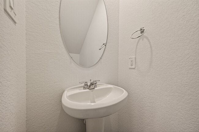 Building Photo - 1307 Vincente Ct