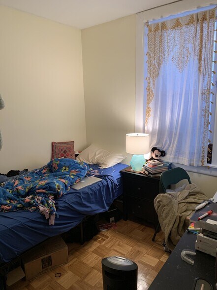 Building Photo - 151 Endicott St