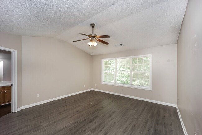 Building Photo - 1315 Maple Valley Ct