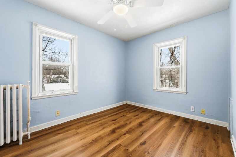 Building Photo - 3611 N Washburn Ave