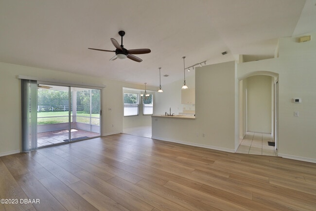 Building Photo - 1640 Armin Ct