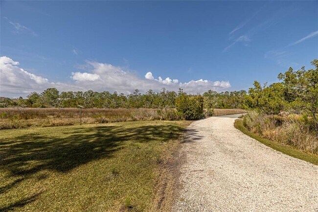Building Photo - 6201 Frederica Rd