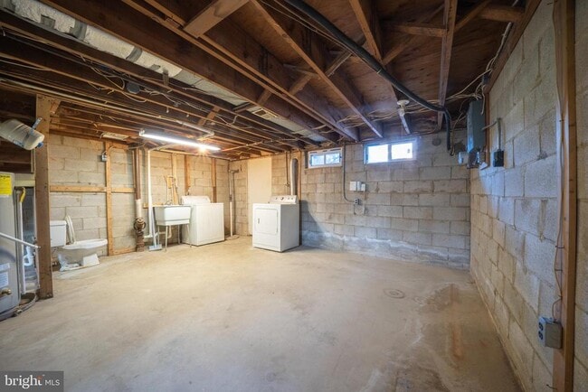 Building Photo - 3167 Ryerson Cir