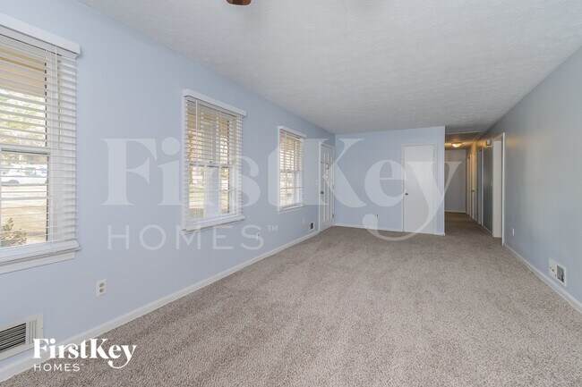 Building Photo - 195 King David Dr SW