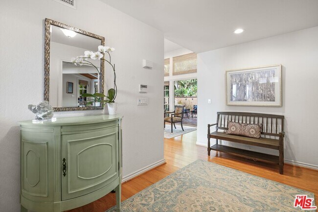 Building Photo - 4244 Avenida De La Encinal