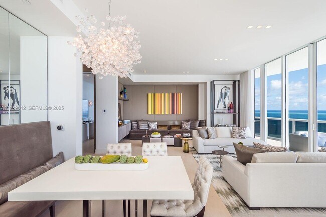 Building Photo - 16001 Collins Ave