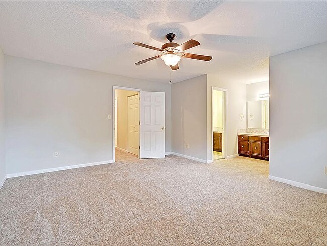 Master Bedroom - 2907 Barrington Ln