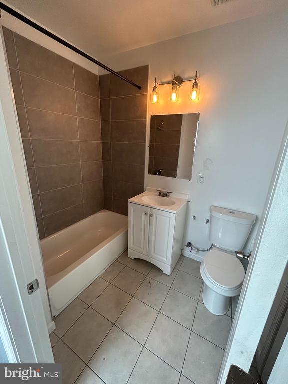 Building Photo - 2334 N Carlisle St