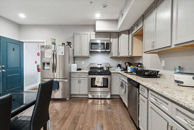 Building Photo - 4017 Eastern Ave