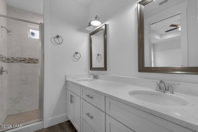 Building Photo - 8408 Warner Pl